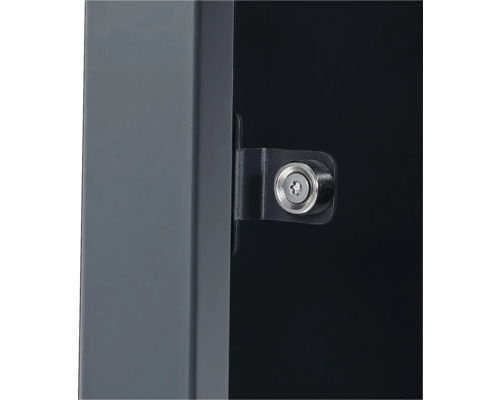 Magnetverschluss mit Winkelhalterung und Torx-Schraube an einem grauen Metallrahmen.