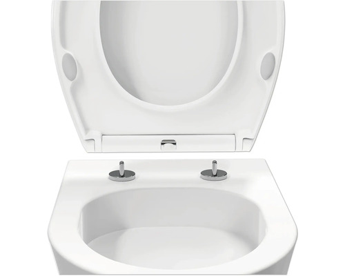 Weißer Toilettensitz mit Quick-Release-Funktion und verchromten Befestigungsbolzen auf einer weißen Toilettenschüssel.