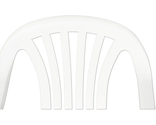 Rückenlehne eines weißen Gartenstuhls aus Kunststoff mit vertikalen Streben.