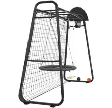 Multifunktionale Outdoor-Spielstation aus schwarzem Metall mit Fußballnetz, Nestschaukel, Schaukelbrett und Basketballkorb.