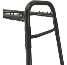 Detailansicht eines schwarzen Metallrohrrahmens mit Schraubverbindungen und abgerundeten Ecken.