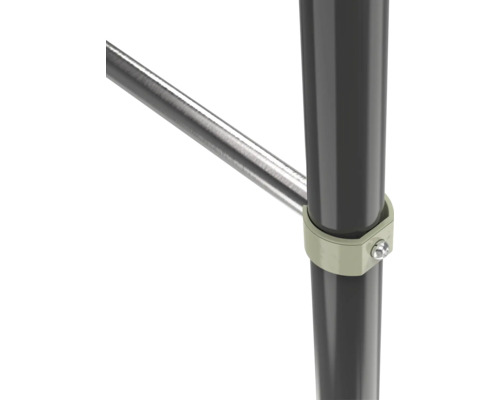 Befestigungsschelle an einem Zaunpfosten mit horizontaler Strebe für den Zaunbau.