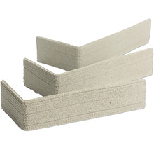 Verblender-Eckstücke aus Leichtbeton mit strukturierter Oberfläche.
