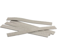 Mehrere Riemchen in Steinoptik aus Beton für die Wandgestaltung.