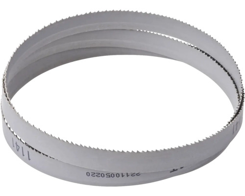 Bandsägeblatt aus Metall mit scharfen Zähnen, zur Kreisform gerollt.