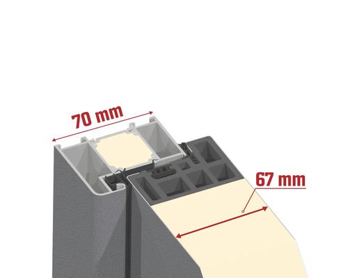 Technischer Querschnitt eines Türprofils mit 70 Millimeter Bautiefe und 67 Millimeter Füllungsdicke.