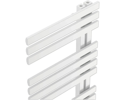 Weißer Badheizkörper mit flachen horizontalen Querstreben.