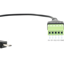 Schwarzes Kabel mit Micro-USB-Stecker und grünem 5-poligem Klemmenblock, beschriftet mit 5 Volt, IO1, IO2, IO3 und Ground.