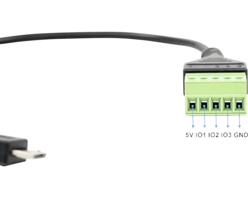 Schwarzes Kabel mit Micro-USB-Stecker und grünem 5-poligem Klemmenblock, beschriftet mit 5 Volt, IO1, IO2, IO3 und Ground.