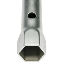 Rohrsteckschlüssel aus Metall mit Sechskantprofil und Querbohrung.