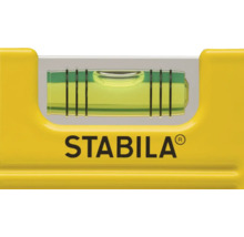Detailansicht einer Stabila Wasserwaage mit Libelle und Stabila Logo.