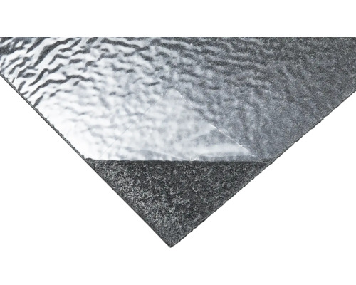 Selbstklebende Dämmplatte mit strukturierter Aluminiumoberfläche und dunkler Unterseite aus Filz oder Mineralwolle.