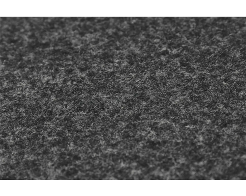 Nahaufnahme von grauem Nadelfilz aus Kunstfaser für Bodenbeläge oder Bastelprojekte.