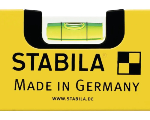 Detailansicht einer Stabila Wasserwaage mit Libelle und dem Schriftzug Made in Germany. Stabila Logo.