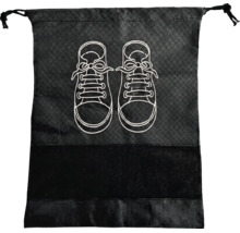 Schuhbeutel mit Kordelzug, Sneaker-Aufdruck und Netzeinsatz.