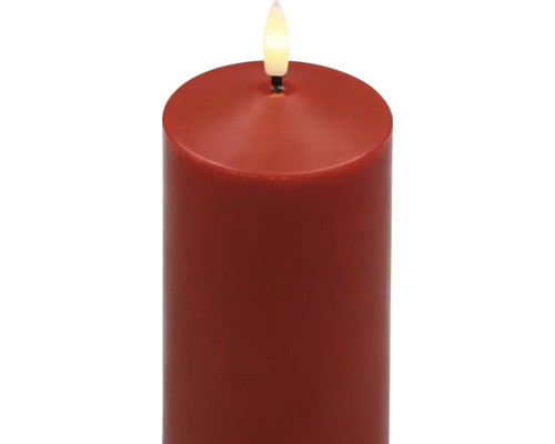 Rote LED-Stumpenkerze aus Echtwachs mit realistischer Flamme.