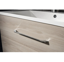 Waschtischunterschrank mit integriertem Waschbecken und einer Schublade mit langem Chromgriff in Holzoptik.