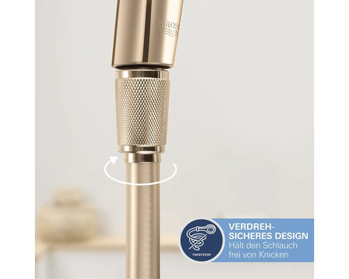 GROHE Brauseschlauch-Anschluss mit TwistStop-Funktion. Drehbarer Metallanschluss mit TwistStop-Symbol für verdrehsicheres Design. GROHE Logo.