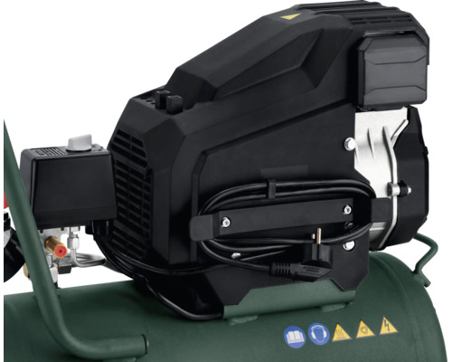 Detailansicht eines Kompressors mit Motor, Druckschalter und Kabelhalterung auf dem Tank.