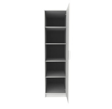 Hoher, schmaler Schrank in Weiß mit geöffneter Tür und fünf Regalfächern.