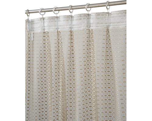Transparente Gardine mit gewebtem Gittermuster, befestigt mit Metallringen und Clips an einer Vorhangstange.