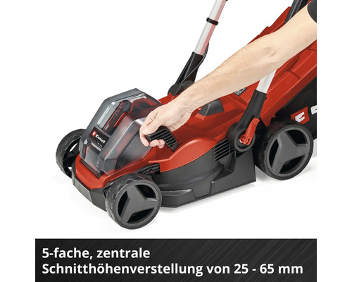 Einhell Akku-Rasenmäher mit zentraler 5-facher Schnitthöhenverstellung von 25 bis 65 Millimeter.