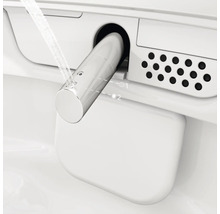 Detailansicht eines Dusch-Toiletten-Sprüharms aus Metall mit aktivem Wasserstrahl und markierten Einstellpositionen.