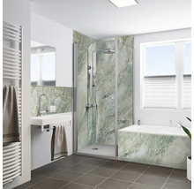 Modernes Badezimmer mit Dusche und Badewanne, verkleidet mit Wandpaneelen in Marmoroptik und dunkelgrauem Fliesenboden.