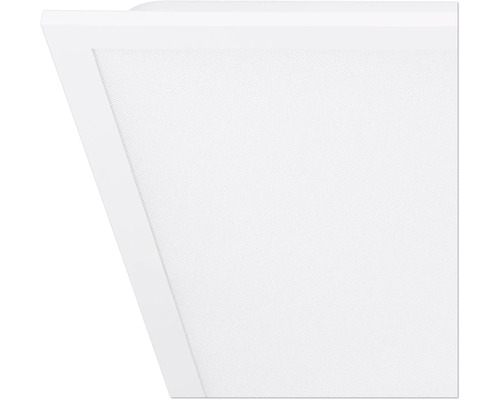 Nahaufnahme einer flachen LED-Panel-Deckenleuchte mit weißem Rahmen und strukturierter Diffusoroberfläche.