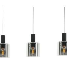Dreiflammige Pendelleuchte mit zylindrischen Glasschirmen und sichtbaren LED-Filament-Leuchtmitteln an schwarzen Aufhängungen.