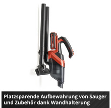 Akku-Handstaubsauger mit Zubehör in platzsparender Wandhalterung.