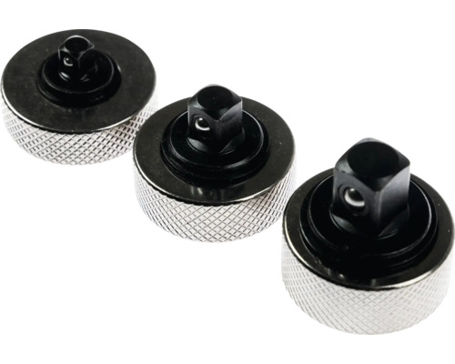Dreiteiliges Set Fingerknarren mit gerändelten Griffen und Vierkantantrieb aus Metall.
