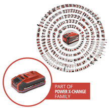 Einhell Akku mit der Aufschrift Einhell Power X-Change umgeben von zahlreichen kompatiblen Werkzeugen und Gartengeräten