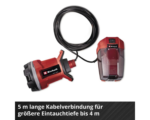 Einhell Akku-Klarwasserpumpe mit 5 Meter Kabelverbindung für eine Eintauchtiefe bis 4 Meter.