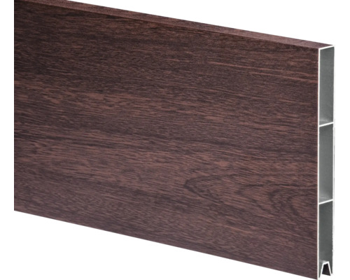Zaunbohle in Holzoptik mit Hohlkammerprofil aus Aluminium.