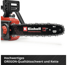 Detailansicht einer Einhell Kettensäge mit einem 35 Zentimeter langen Oregon Schwert und einer Kette.