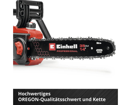 Detailansicht einer Einhell Kettensäge mit einem 35 Zentimeter langen Oregon Schwert und einer Kette.