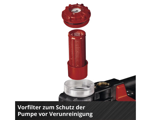 Pumpen-Vorfilter mit herausnehmbarem Filterkorb, Schraubdeckel mit Anzeige und Filtergehäuse an der Pumpe.