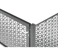 Metallgartentor mit geometrischem Rautenmuster und Türgriff