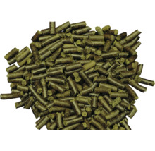 Eine Menge von gepressten Pflanzenfaserpellets als natürlicher Brennstoff oder Futtermittel