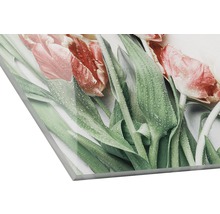 Nahaufnahme eines Acrylglasbildes mit Tulpenmotiv und Wassertropfen