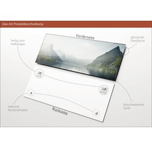 Glasbild mit Berg- und Seemotiv, inklusive Abstandshalter und glänzender Oberfläche