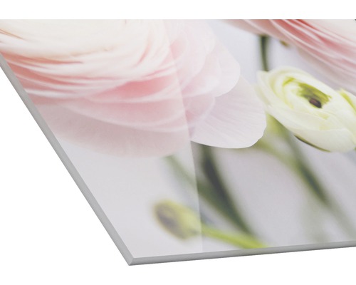 Nahaufnahme einer Acrylglasplatte mit Blumendruck