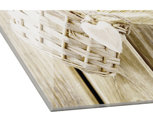 Dekorplatte mit Korb und Herzmotiv