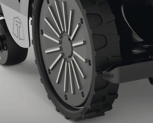 Detailansicht eines Kettenfahrzeugrades.