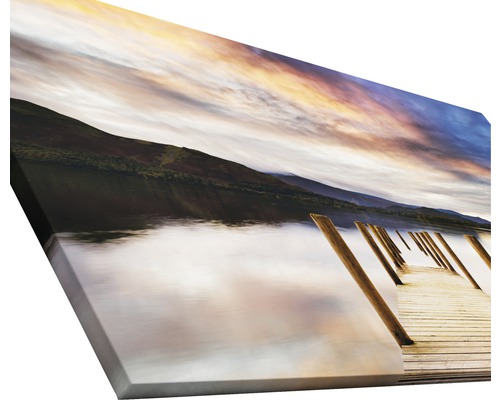 Leinwandbild mit See, Steg und Bergen