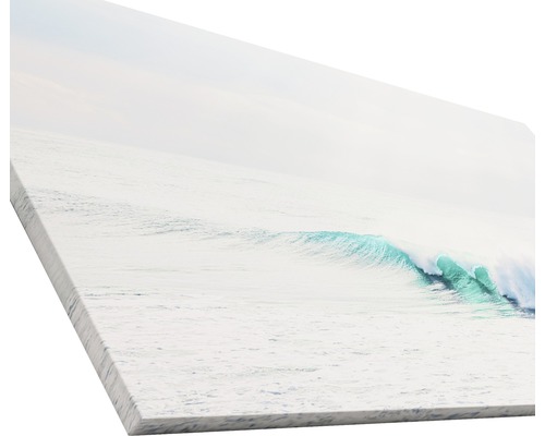 Nahaufnahme einer Leinwand mit dem Motiv einer Welle