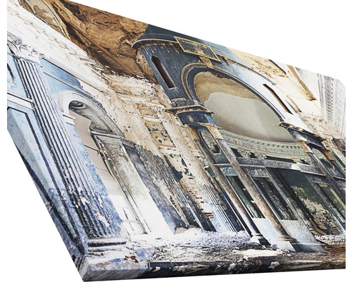 Leinwandbild mit einer Innenansicht eines Gebäudes im zerstörten Zustand