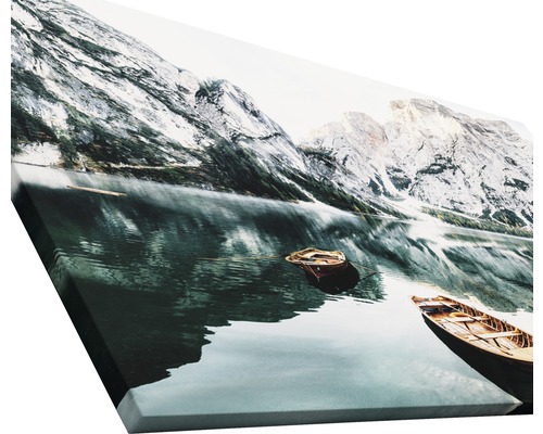 Leinwanddruck mit Bergsee-Motiv und Booten