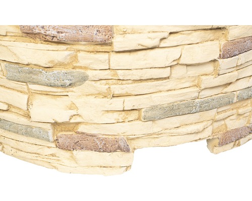 Detail einer Mauerverkleidung mit Steinoptik